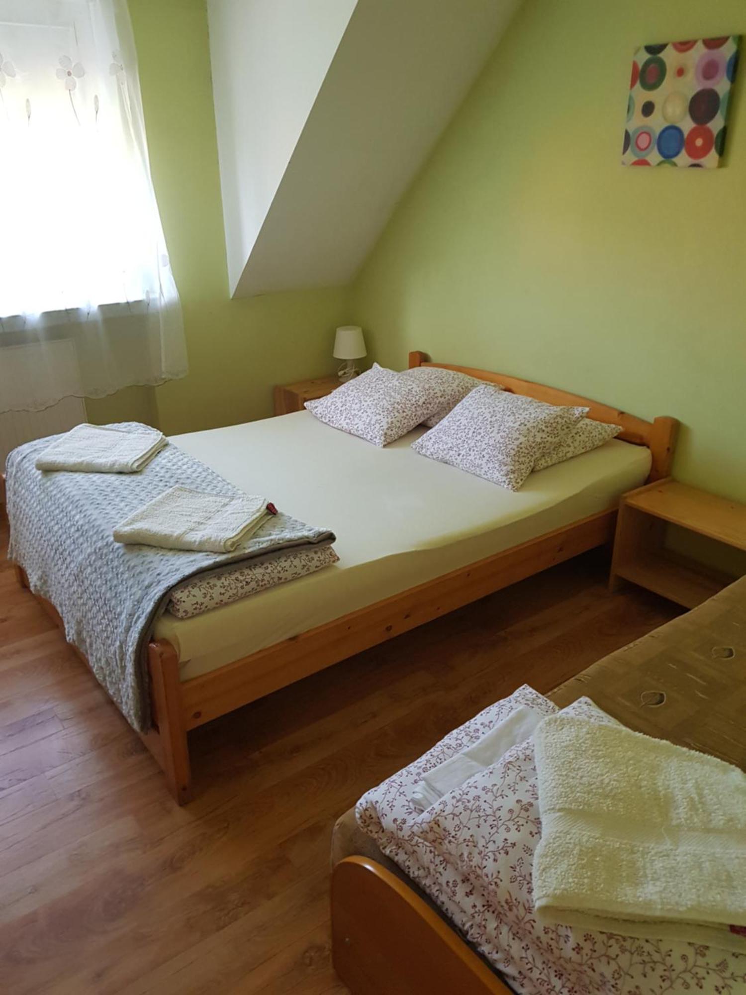 Apartamenty, Pokoje, Noclegi Pracownicze " Skarpa" Wilkasy Eksteriør billede